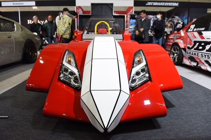 xe-co-cham-khac-toan-than-o-tokyo-auto-salon