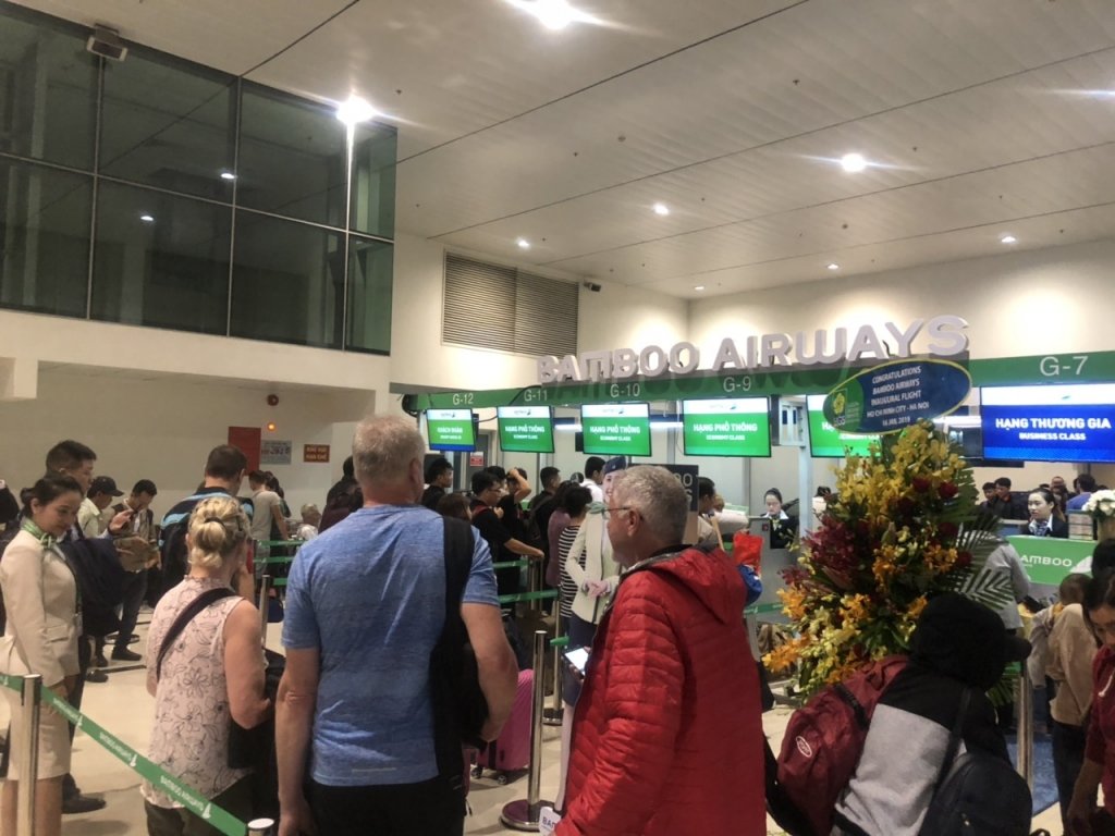 bamboo-airways-khoi-hanh-chuyen-bay-thuong-mai-dau-tien-qh202-sai-gon-ha-noi-6h-sang-1612019