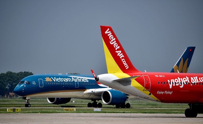 ceo-vietjet-cung-mot-su-co-ha-canh-nham-ma-2-dn-bi-doi-xu-khac-nhau