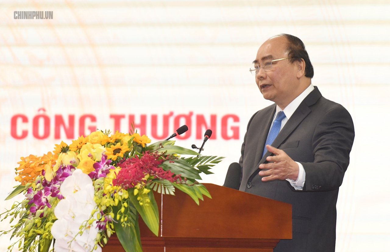 thu-tuong-hanh-ly-nganh-cong-thuong-da-co-nhung-gi-tren-chuyen-tau-40