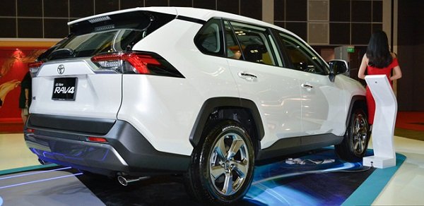 ke-huy-diet-phan-khuc-crossover-hang-c-toyota-rav4-2019-co-gi-dac-biet