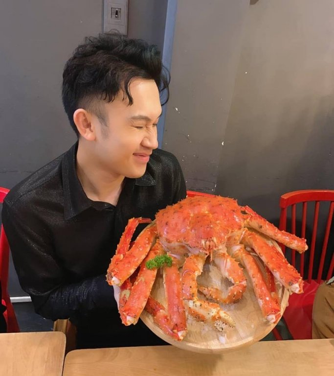 sao-viet-ru-nhau-di-bao-tung-bung-mung-tuyen-viet-nam-vao-tu-ket