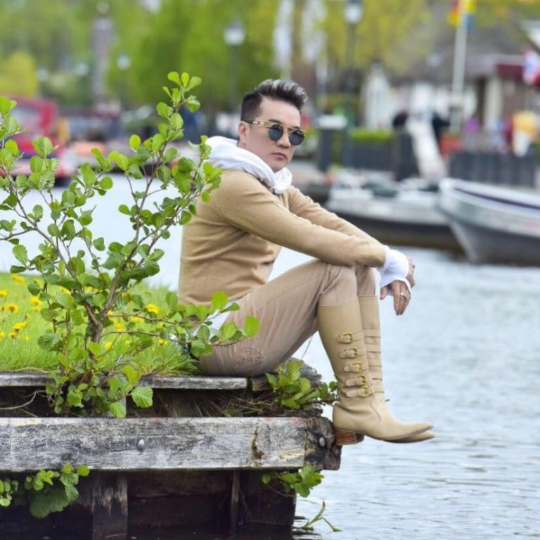 sao-viet-ru-nhau-di-bao-tung-bung-mung-tuyen-viet-nam-vao-tu-ket