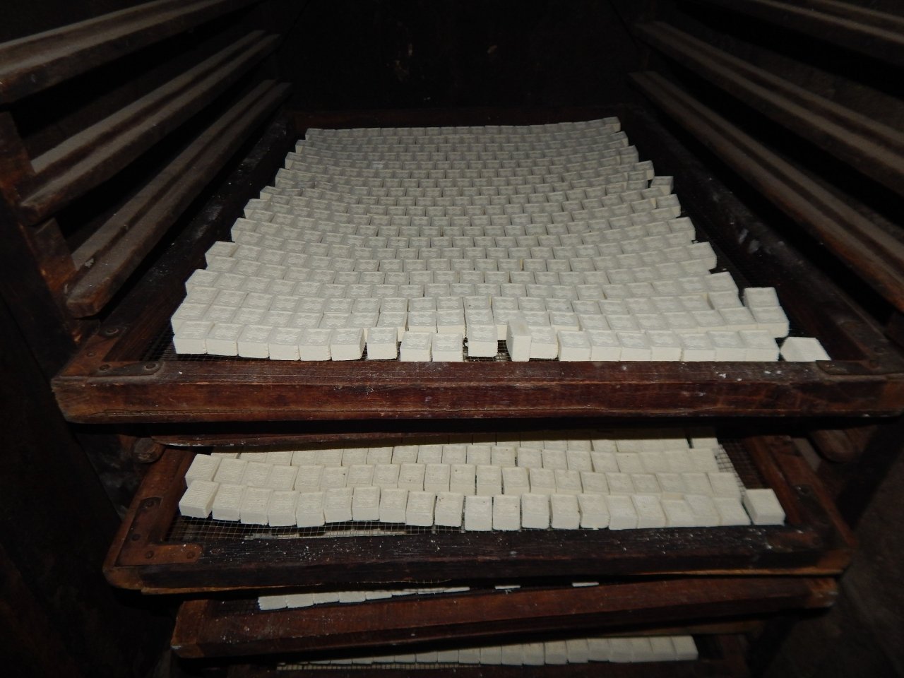 banh-ngu-sac-kim-long-vao-mua-tet