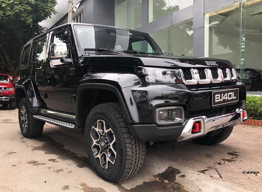 baic-bj40l-xe-trung-quoc-nhai-mercedes-va-jeep-ve-viet-nam