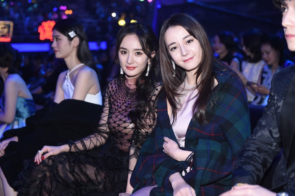 cuoc-canh-tranh-giua-duong-mich-va-dich-le-nhiet-ba-ngay-cang-gay-gat