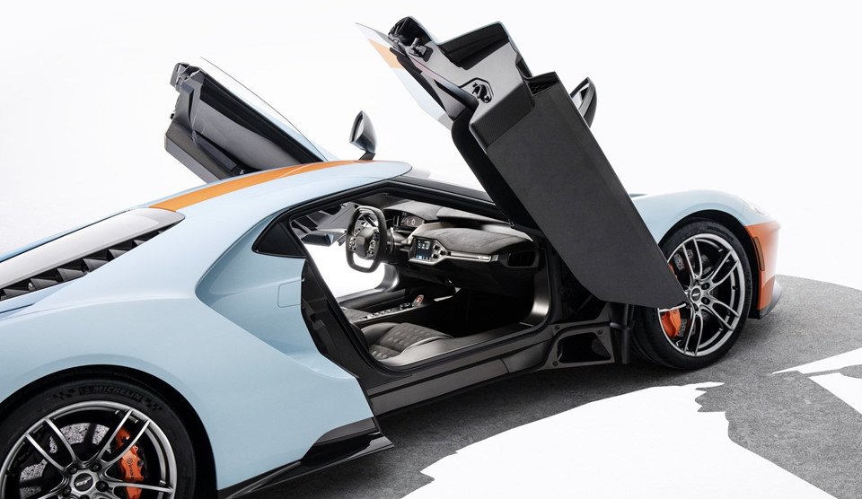 ford-gt-heritage-edition-2019-chot-gia-25-trieu-usd-lam-tu-thien