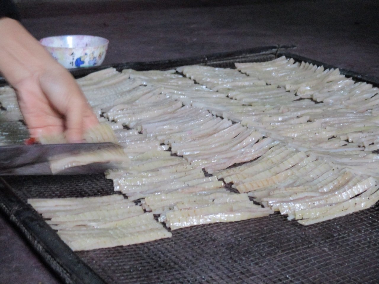 nhoc-nhan-nghe-lam-hat-no-phuc-vu-tet-nguyen-dan