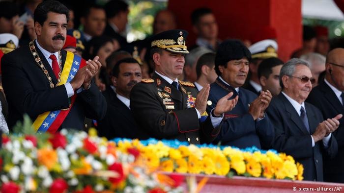 vi-sao-quan-doi-venezuela-trung-thanh-voi-tong-thong-maduro