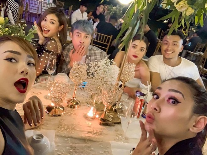 sao-viet-hom-nay