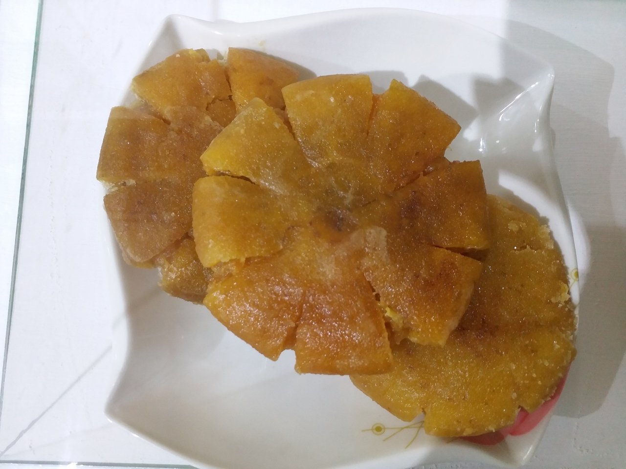 lac-vao-thien-duong-banh-mut-tet-hue