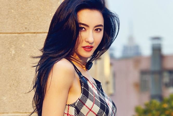 truong-ba-chi-noi-gian-vi-giay-khai-sinh-cua-dua-con-thu-ba-bi-lo