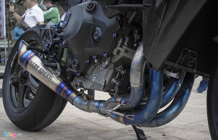 kawasaki-ninja-h2r-gia-hon-3-ty-dong-cua-biker-an-giang