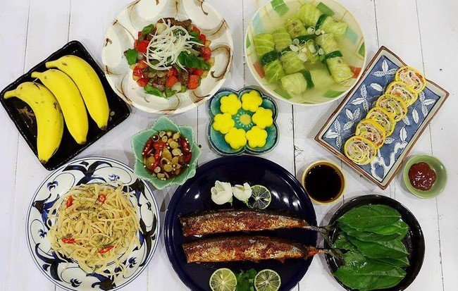 mach-ban-8-bi-quyet-de-luon-tuoi-tan-giu-dang-dep-da-trong-ngay-tet