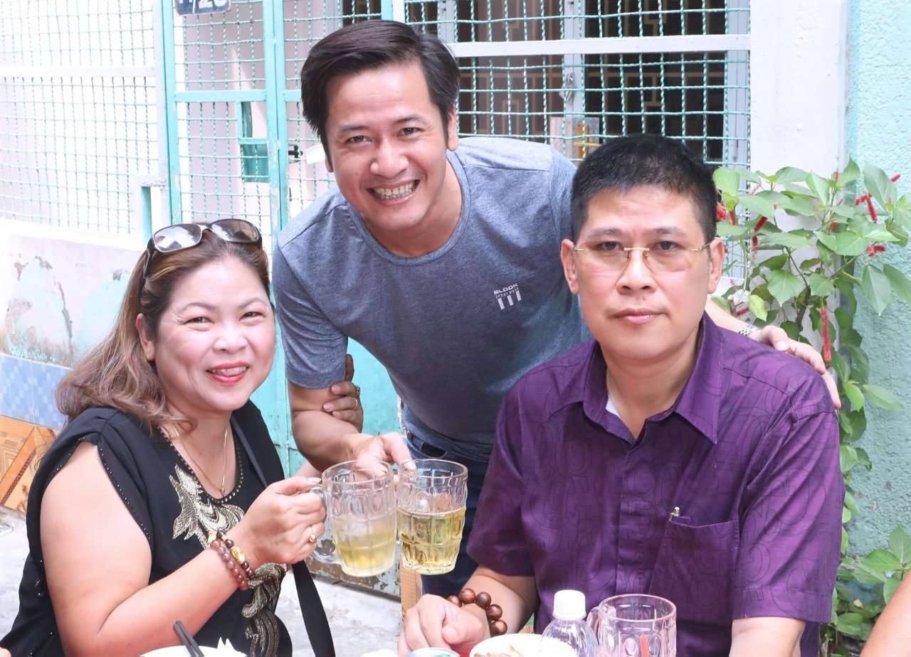 phuoc-sang-xuong-can-pho-phac-trong-ngay-gio-cua-ba-tan-beo