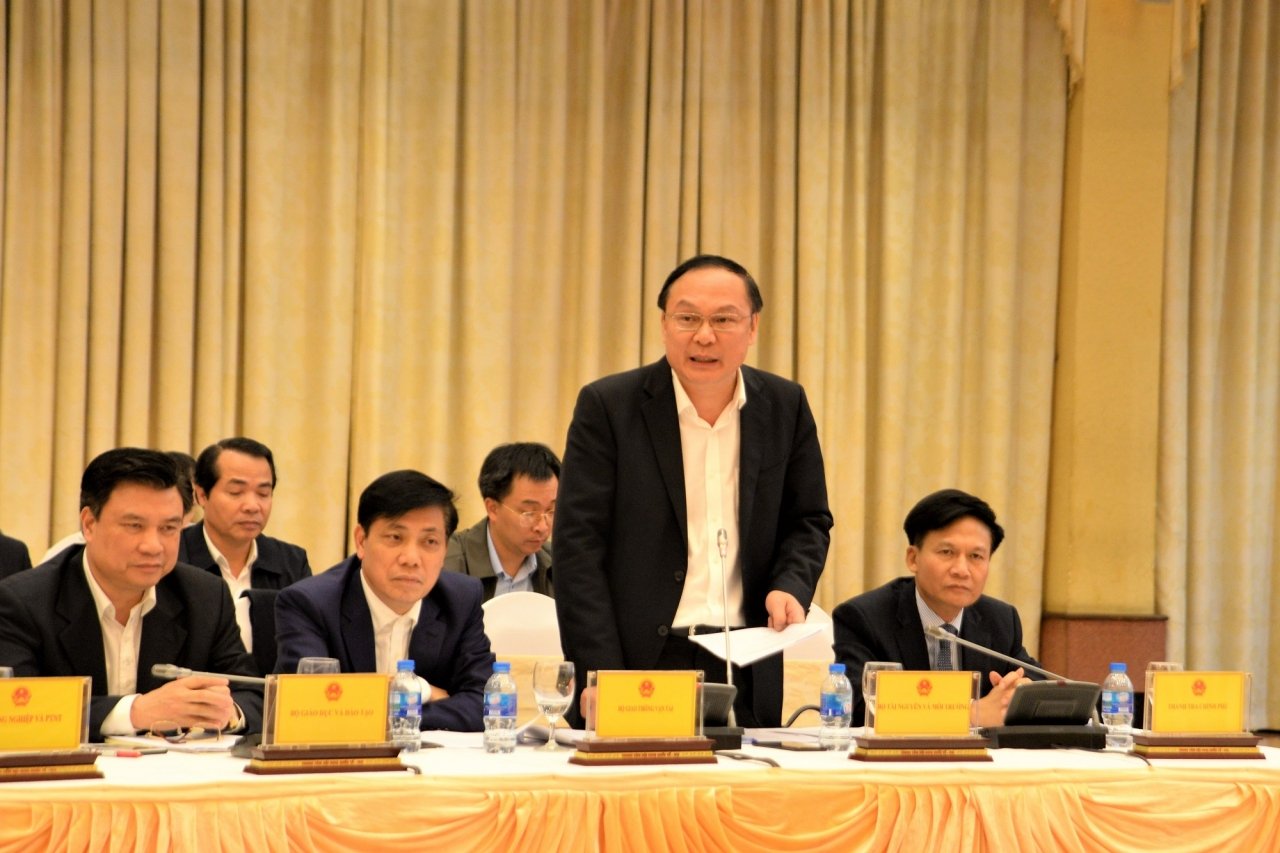 ban-hanh-thong-tu-vo-cam-khien-doanh-nghiep-phai-roi-nuoc-mat