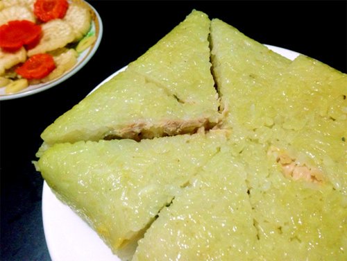 cach-cat-banh-chung-dep-mat-ma-khong-he-bi-dinh-tay