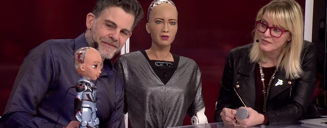 robot-sophia-sap-co-em-gai