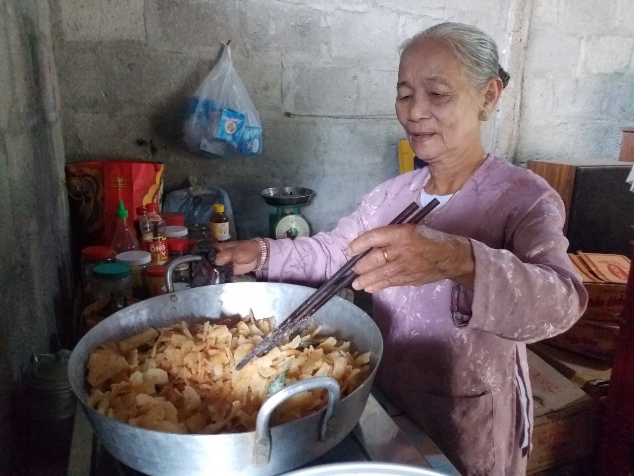 can-canh-mon-mut-nha-ngheo-con-sot-lai-o-hue