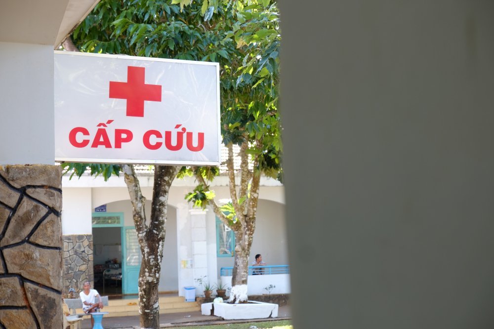 Đêm giao thừa của bác sĩ trực cấp cứu cho bệnh nhân HIV/AIDS
