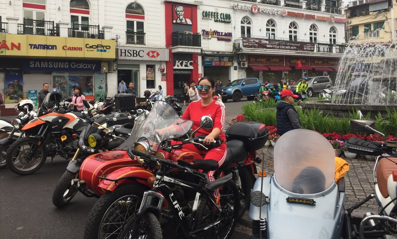 mot-ha-noi-nen-na-trong-sang-dau-nam