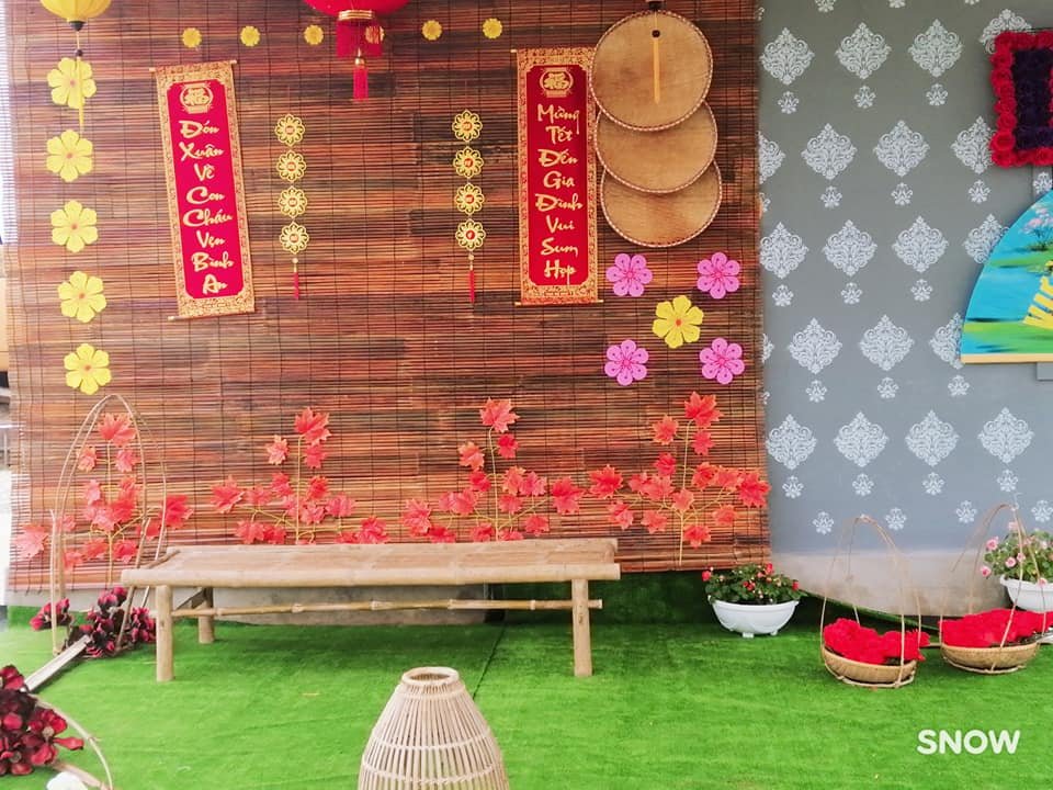 chi-con-1-ngay-nghi-tet-dan-vinh-di-dau-choi-cho-suong