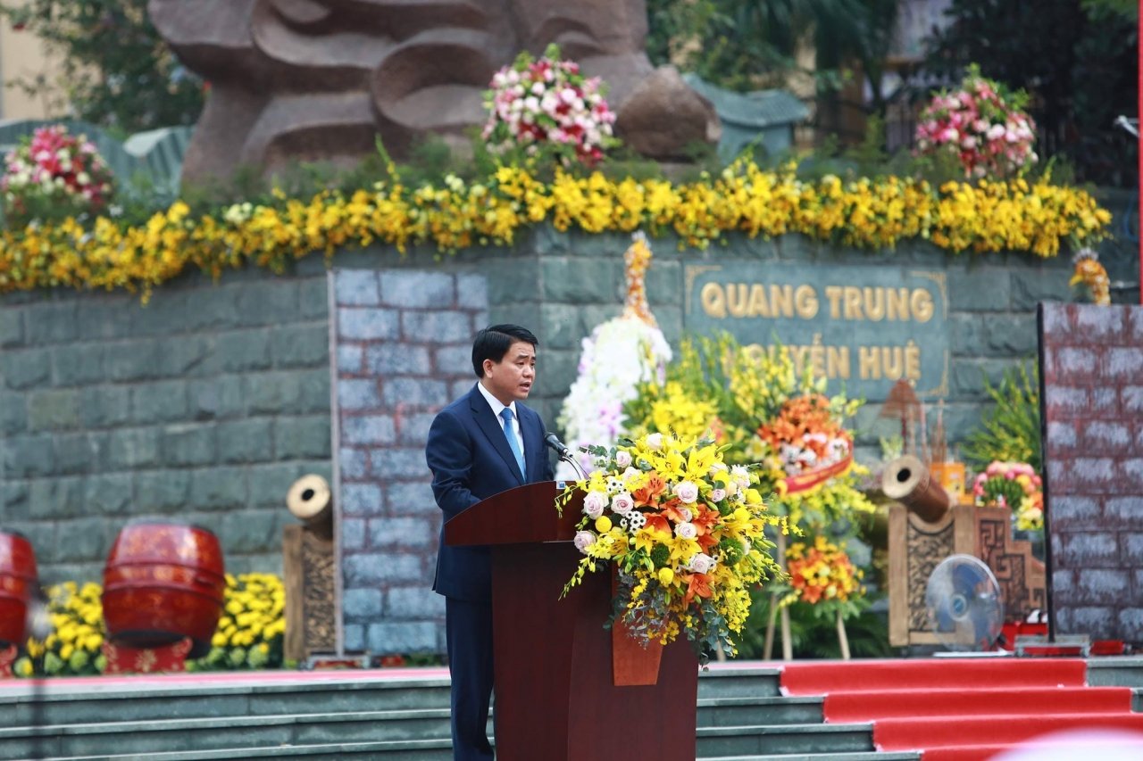 thu-tuong-nguyen-xuan-phuc-trao-bang-di-tich-quoc-gia-dac-biet-go-dong-da