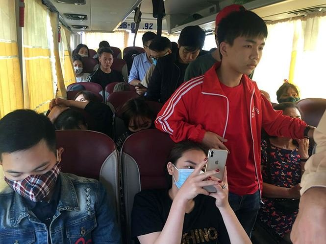 nhoi-nhet-khach-chat-cung-ngay-cuoi-nghi-tet-tren-cao-toc