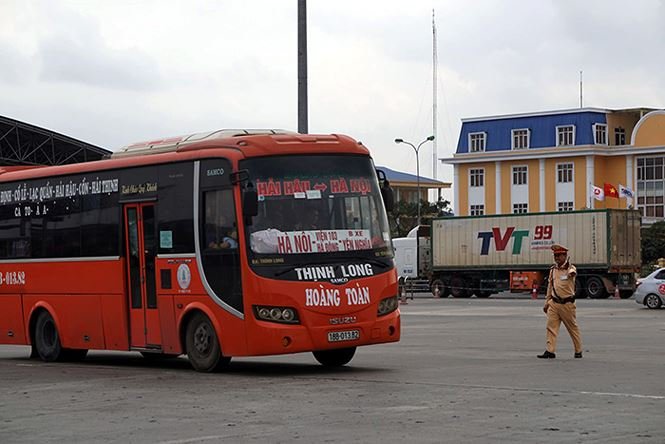 nhoi-nhet-khach-chat-cung-ngay-cuoi-nghi-tet-tren-cao-toc