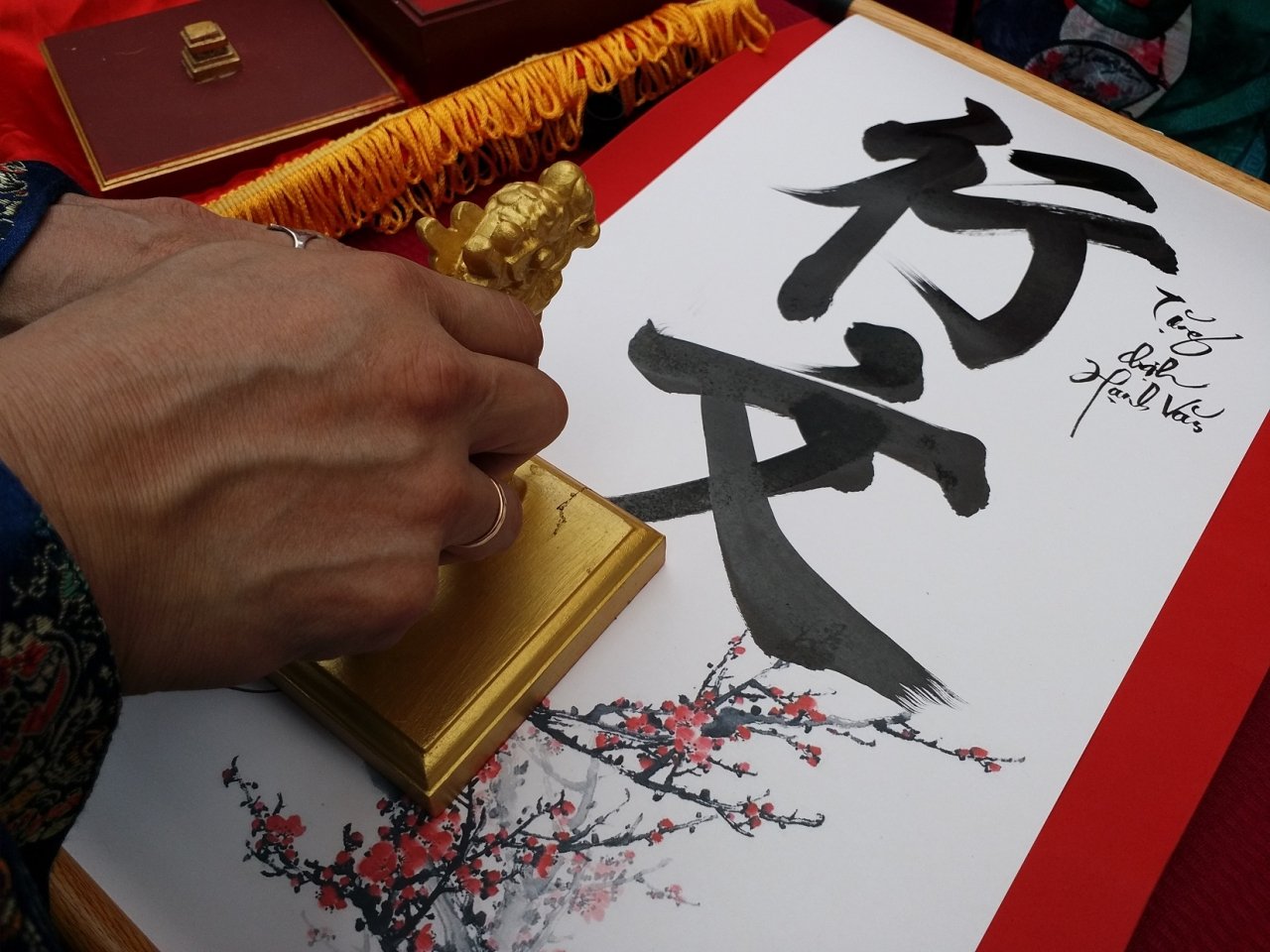 tien-hanh-ha-neu-bao-hieu-ket-thuc-ky-nghi-tet