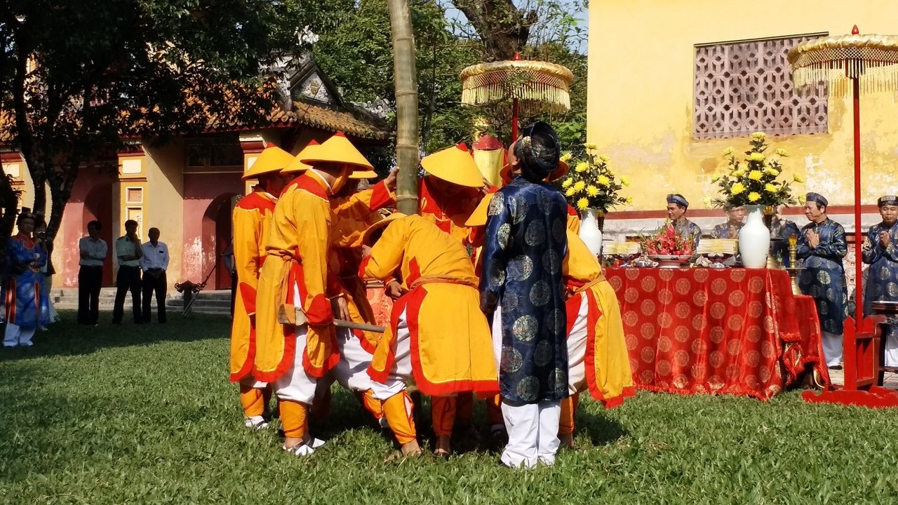 tien-hanh-ha-neu-bao-hieu-ket-thuc-ky-nghi-tet