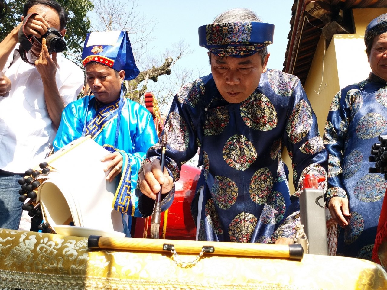 tien-hanh-ha-neu-bao-hieu-ket-thuc-ky-nghi-tet