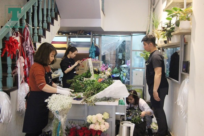 le-valentine-2019-hoa-hong-gia-chuc-trieu-mot-bo-van-hut-khach