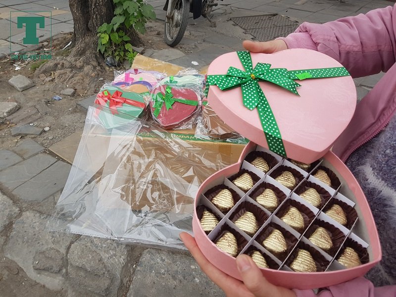 socola-duong-pho-ruc-rich-vao-mua-valentine