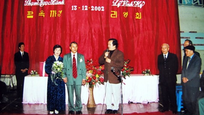 Người phụ nữ Triều Tiên chờ 30 năm để được nhà nước cho lấy chồng Việt