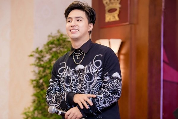 tang-nhat-tue-trum-thi-phi-hang-dau-vbiz
