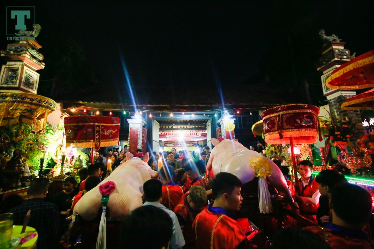 doc-dao-le-hoi-ruoc-ong-lon-khong-lo-tai-lang-la-phu