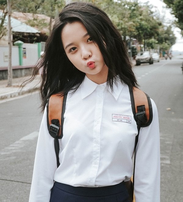 Sao nhí Thanh Mỹ: Bố mẹ nghiêm khắc hạn chế em thân thiết các bạn nam
