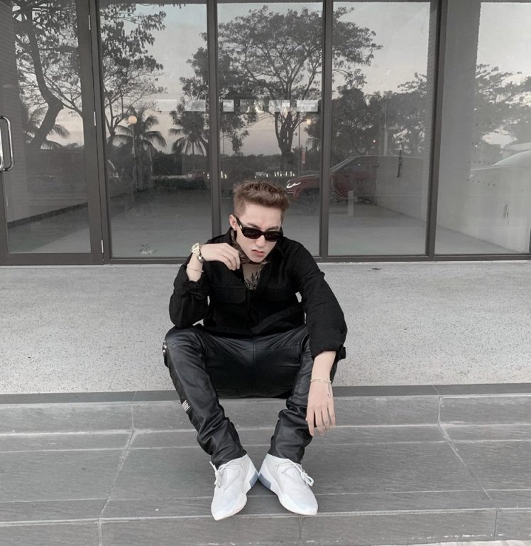 son-tung-m-tp-cat-toc-moi-fan-keu-gao-giong-justin-bieber