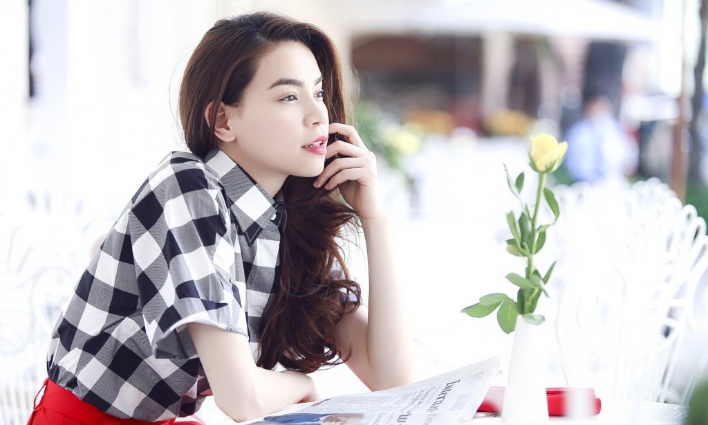 son-tung-m-tp-ho-ngoc-ha-va-su-im-lang-cua-sao-hang-a