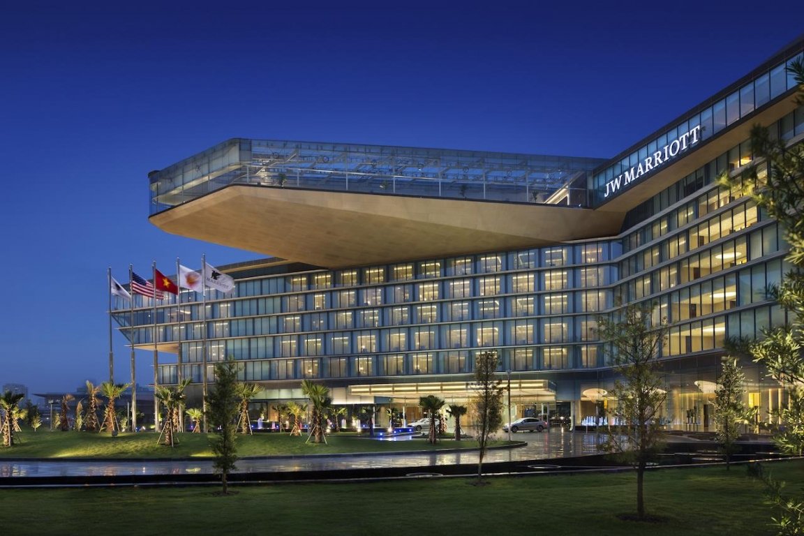 bi-mat-it-biet-khach-san-jw-marriott-hanoi