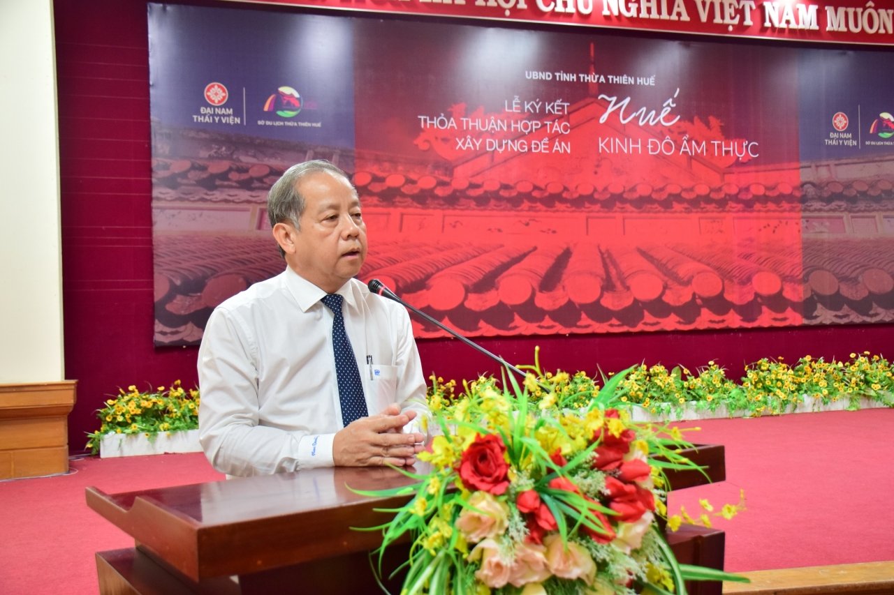 dua-co-do-hue-tro-thanh-kinh-do-am-thuc
