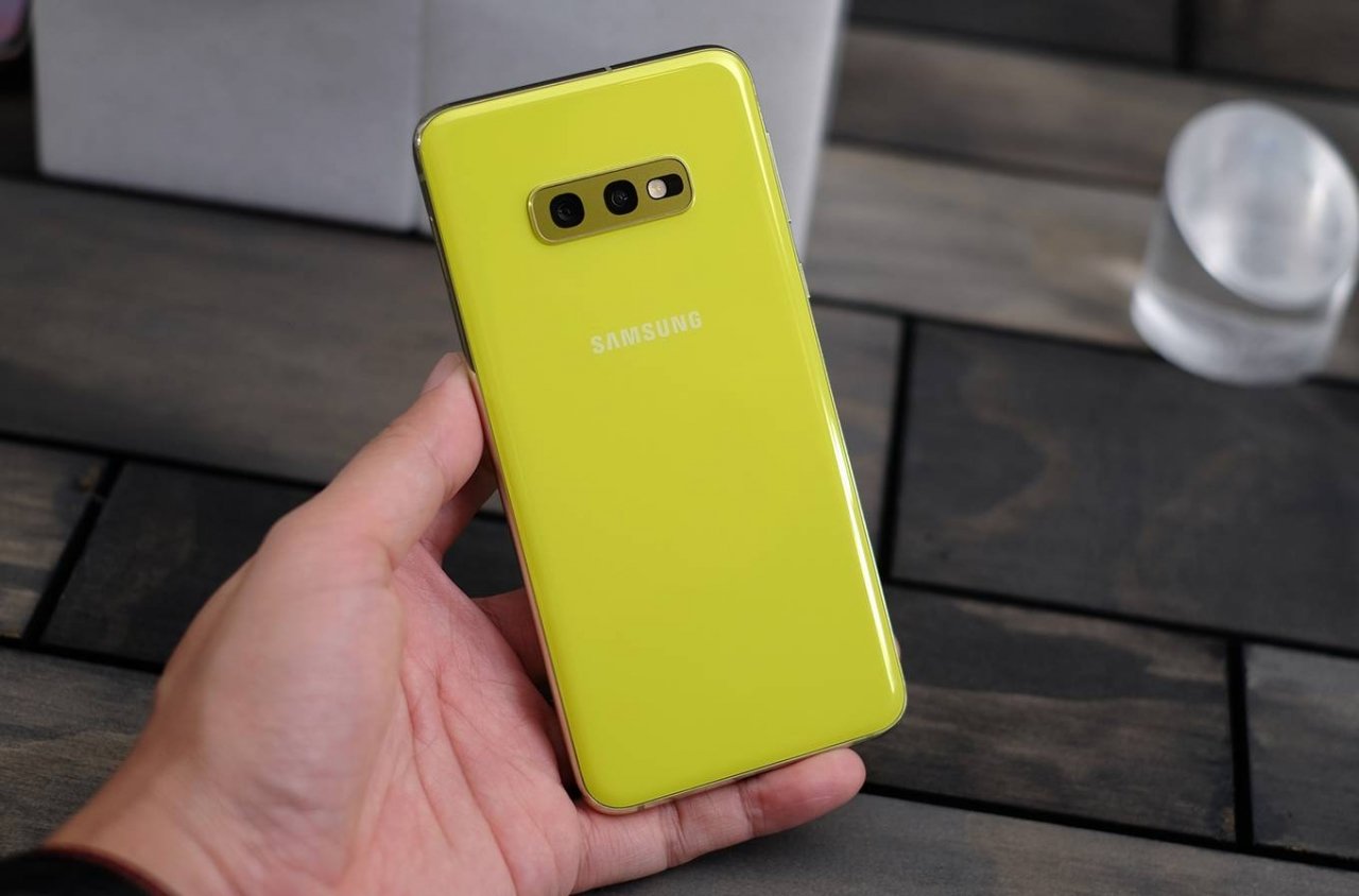 anh-thuc-te-samsung-galaxy-s10e-nhieu-mau-sac