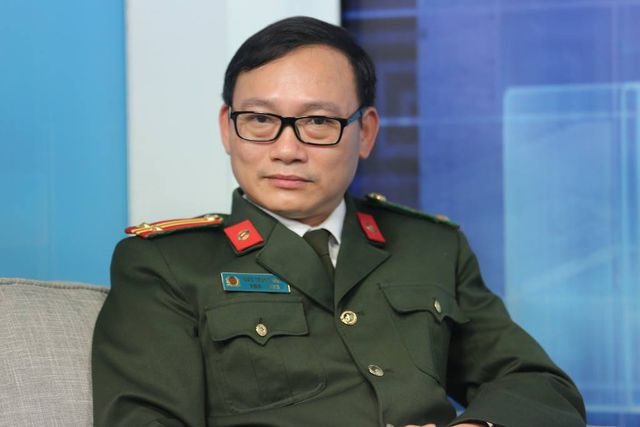 chuyen-gia-toi-pham-hoc-noi-ve-viec-taxi-lap-khoang-chan-bao-ve-tai-xe