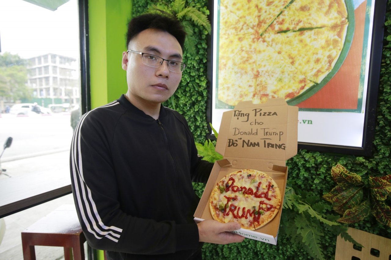co-doi-net-giong-donald-trump-va-kim-jong-un-ban-se-duoc-an-pizza-mien-phi