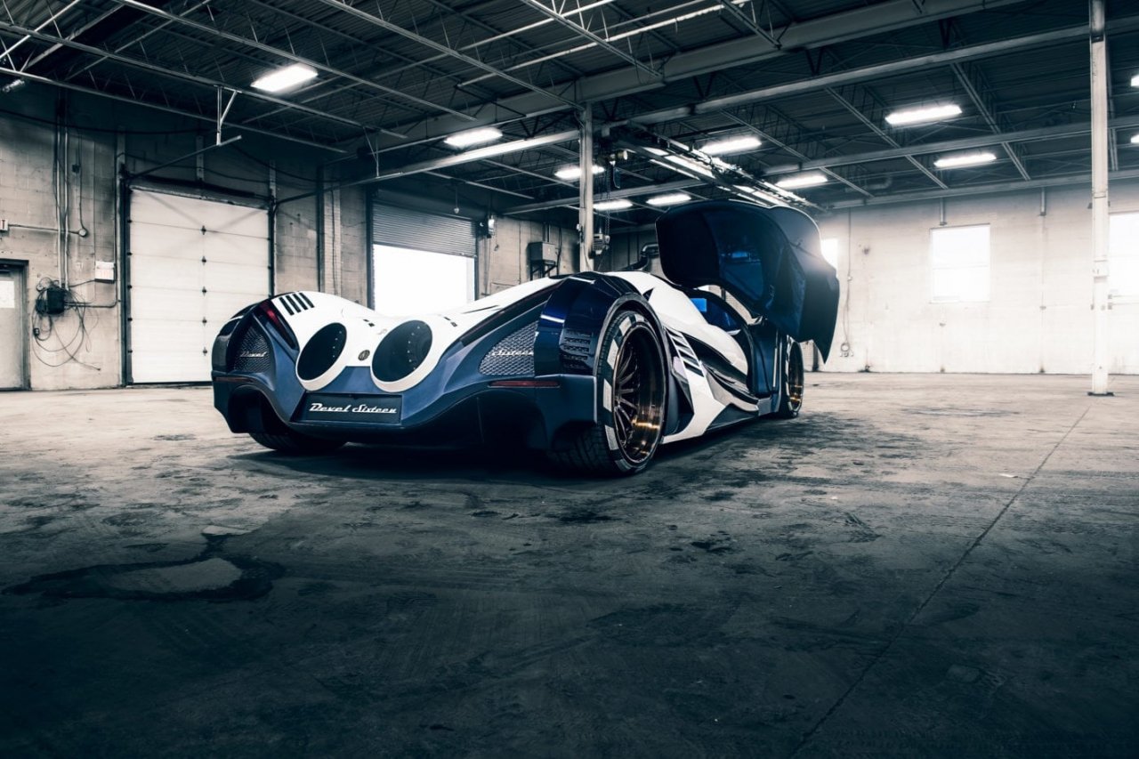 devel-sixteen-ac-quy-trieu-do-co-the-danh-bai-bugatty-chiron