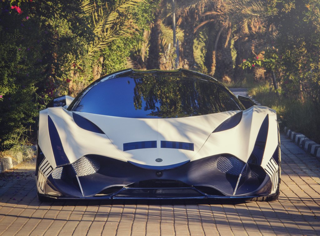 devel-sixteen-ac-quy-trieu-do-co-the-danh-bai-bugatty-chiron