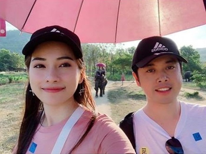 sao-viet-hom-nay-do-my-linh-khoe-lung-tran-goi-cam