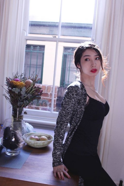 xac-nhan-da-chia-tay-ngo-kien-huy-khong-tu-quynh-lot-xac-sexy-bong-mat