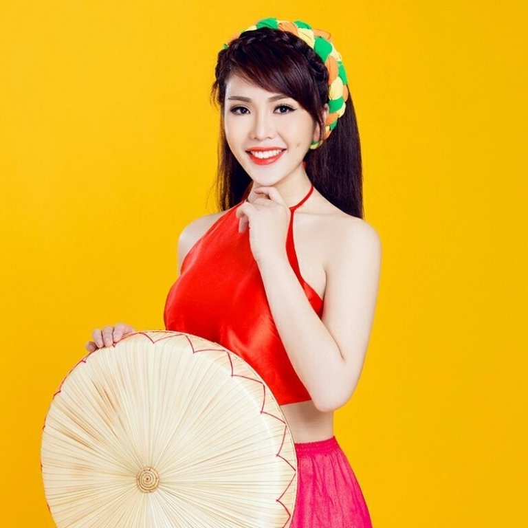 Chuyện tình cô nàng chuyển giới nặng 100kg và chàng 